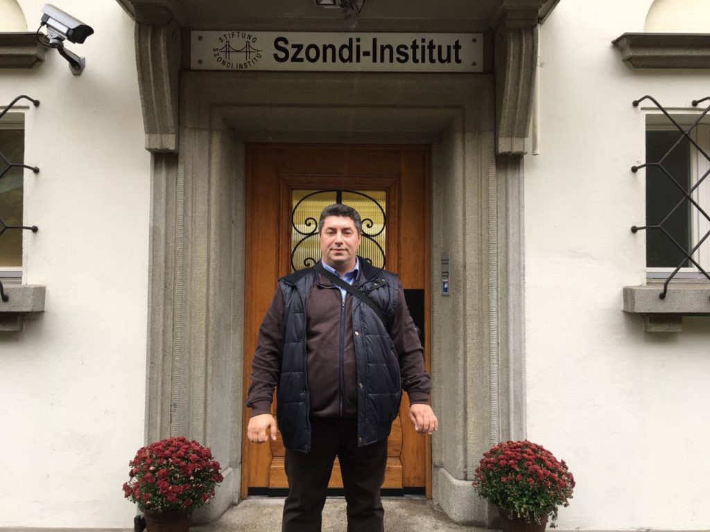 Л. СОНДИ. ПОЧЕМУ НАПИСАЛИ ЛОЖНУЮ БИОГРАФИЮ ВЕЛИКОГО УЧЕНОГО? | Granite ...